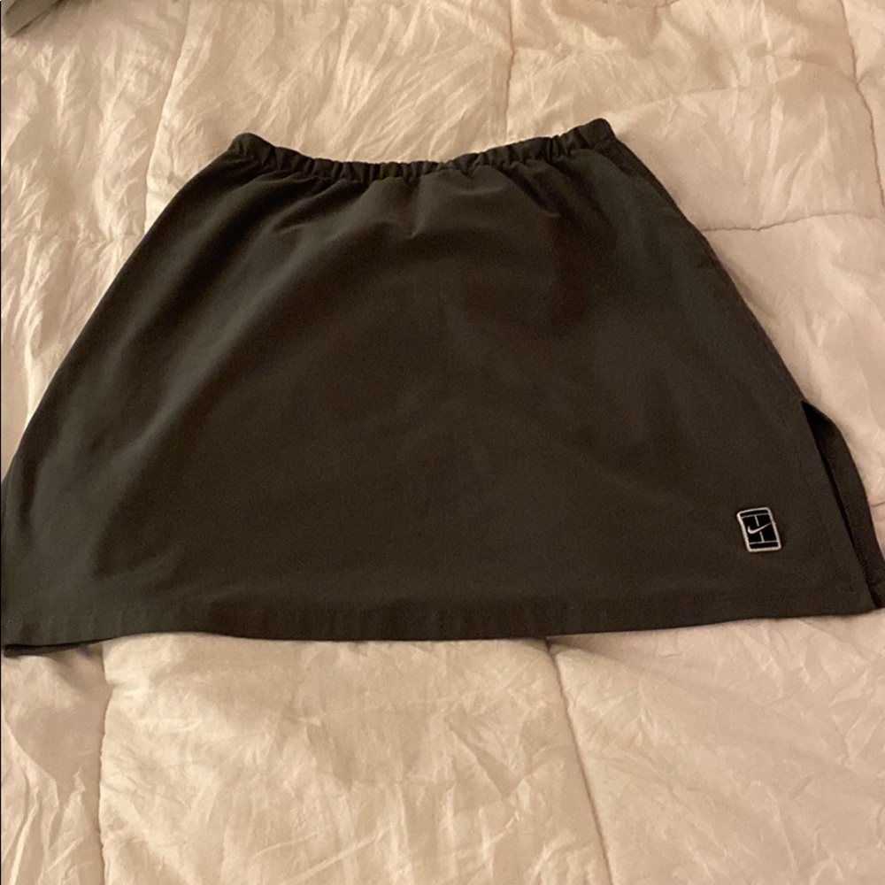 Early 2000s Nike tennis skirt